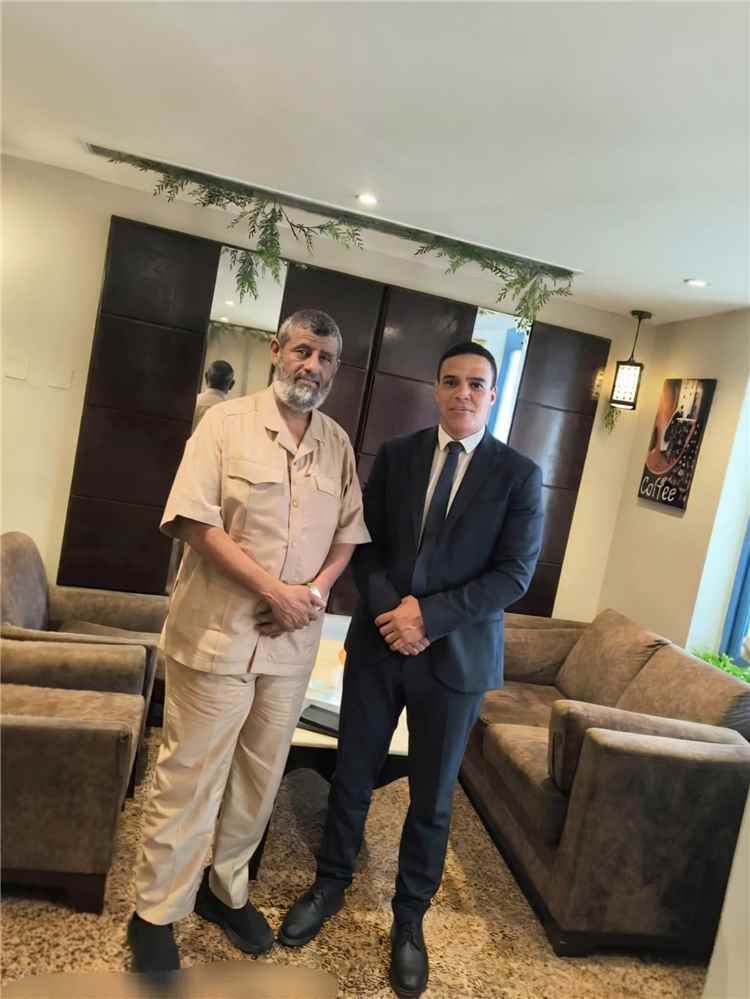 اللواء الجمالي والملحق العسكري الفرنسي يبحثان تعزيز التعاون الأمني ومكافحة التهريب