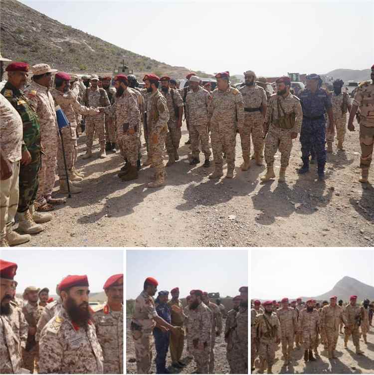 برئاسة اللواء الركن مسفر الحارثي .. لجنة وزارة الدفاع تشرف على عملية الاستلام والتسليم بمحور ابين