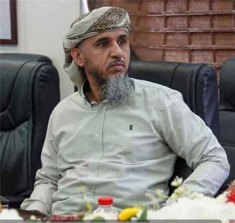 العميد الحبهي يوجه بصرف مكرمة مالية لجرحى اللواء الأول عمالقة
