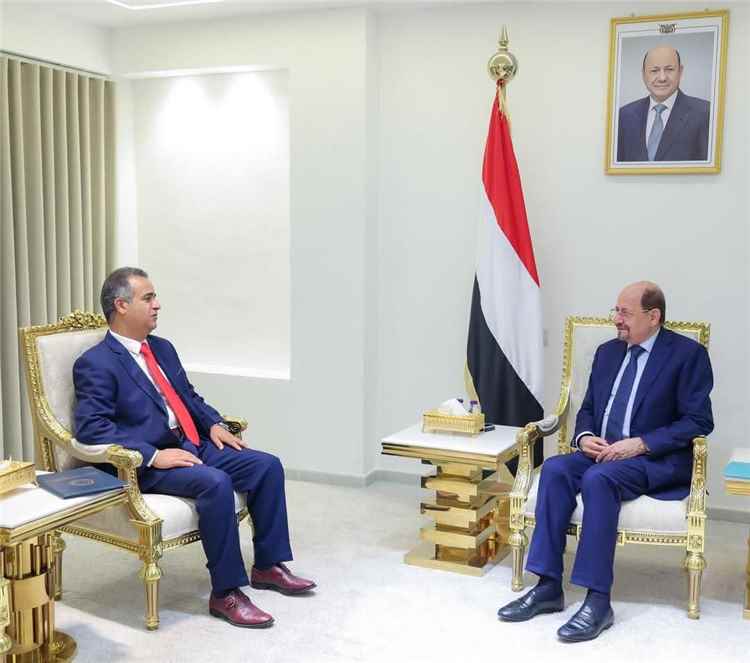 رئيس الوزراء وزير الخارجية يستقبل السفير الليبي