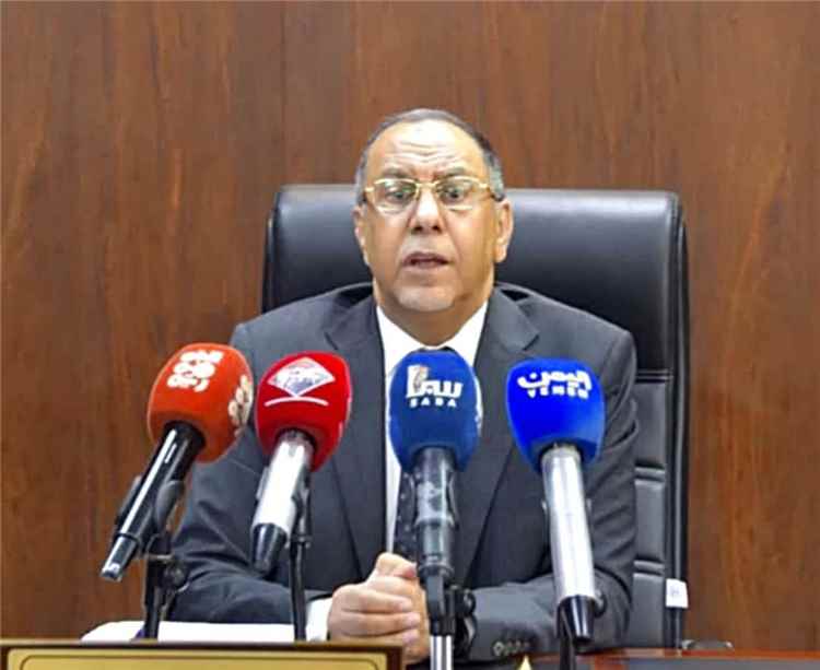 وزير الصناعة اليمني لـ«عكاظ»: القرارات الحكومية تضع مصلحة المواطنين أولاً