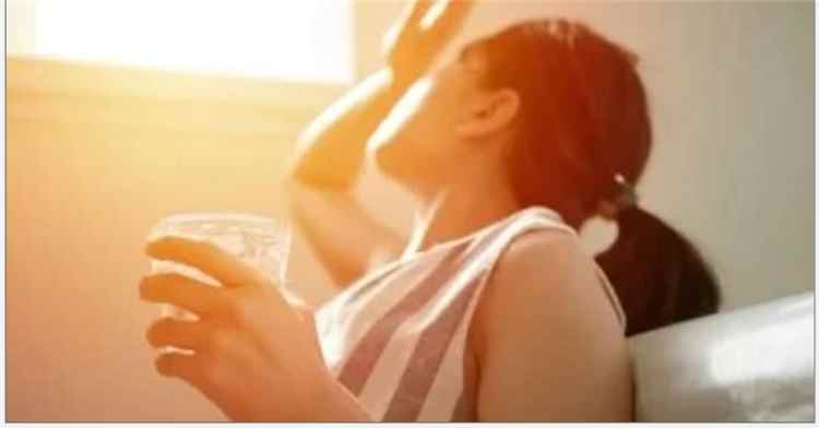 مشروبات تناولها على مدار يومك للوقاية من الجفاف فى الطقس الحار