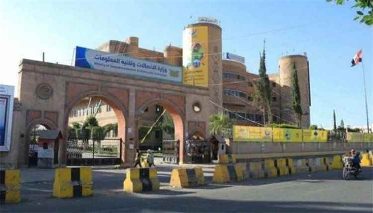 نزيف رقمي.. «الإنترنت المحدود» يستنزف جيوب اليمنيين