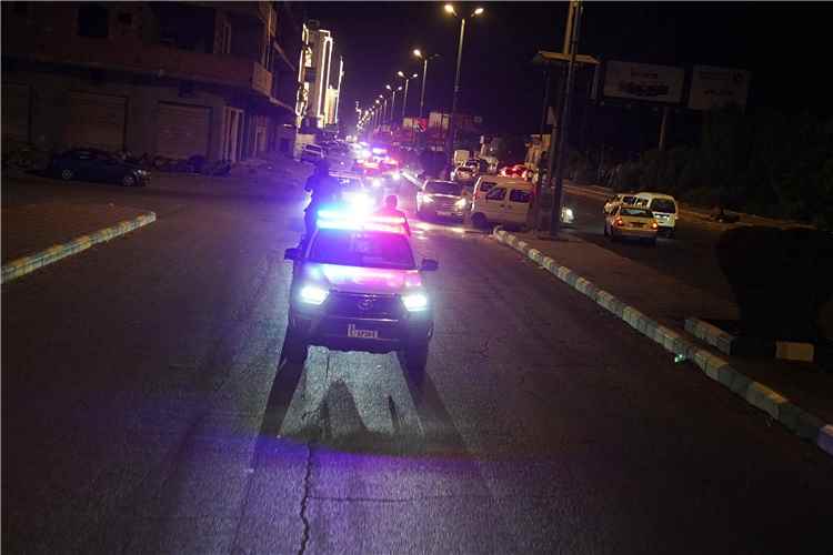 الأجهزة الأمنية في عدن ترفع جاهزيتها بانتشار واسع في مختلف المديريات.
