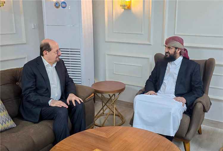 المحرّمي يلتقي رئيس الوزراء ويناقش الأوضاع العامة وأولويات العمل الحكومي