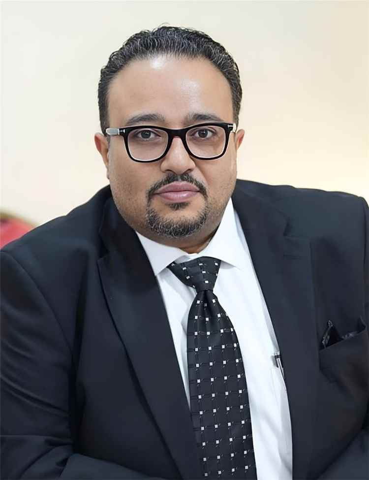 باشراحيل يدين استهداف قصر معاشيق بصواريخ حوثية ويطالب المجتمع الدولي بمحاسبة المسؤولين