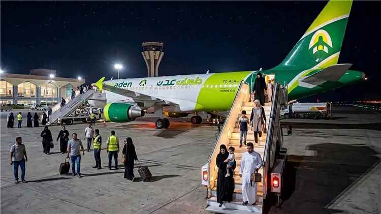 عاجل | استئناف الملاحة بمطار عدن الدولي ووصول طائرة لـ "طيران عدن" قادمة من جيبوتي