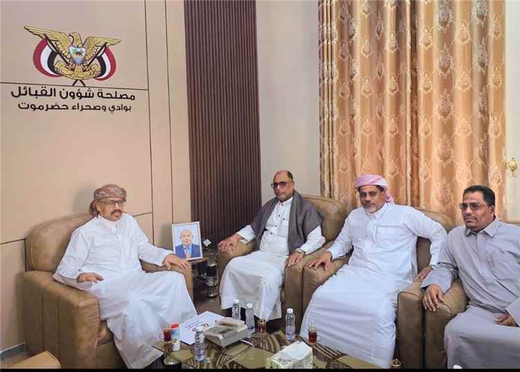 التميمي مدير عام مصلحة شؤون القبائل يلتقي قيادة الأمانة العامة لمرجعية قبائل حضرموت