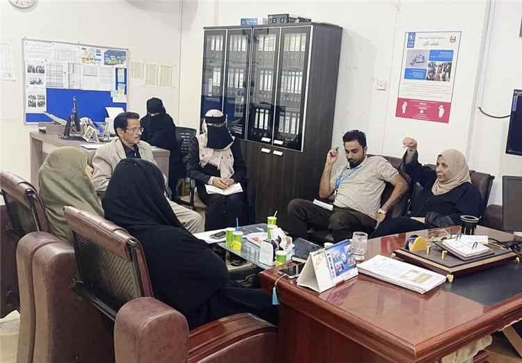 التغذية المدرسية بوزارة التربية تبحث مع برنامج الأغذية العالمي وجمعية التكافل ومكتب التربية عدن إمكانية زيادة حصص الوجبات المدرسية المطهية للطلاب والنازحين
