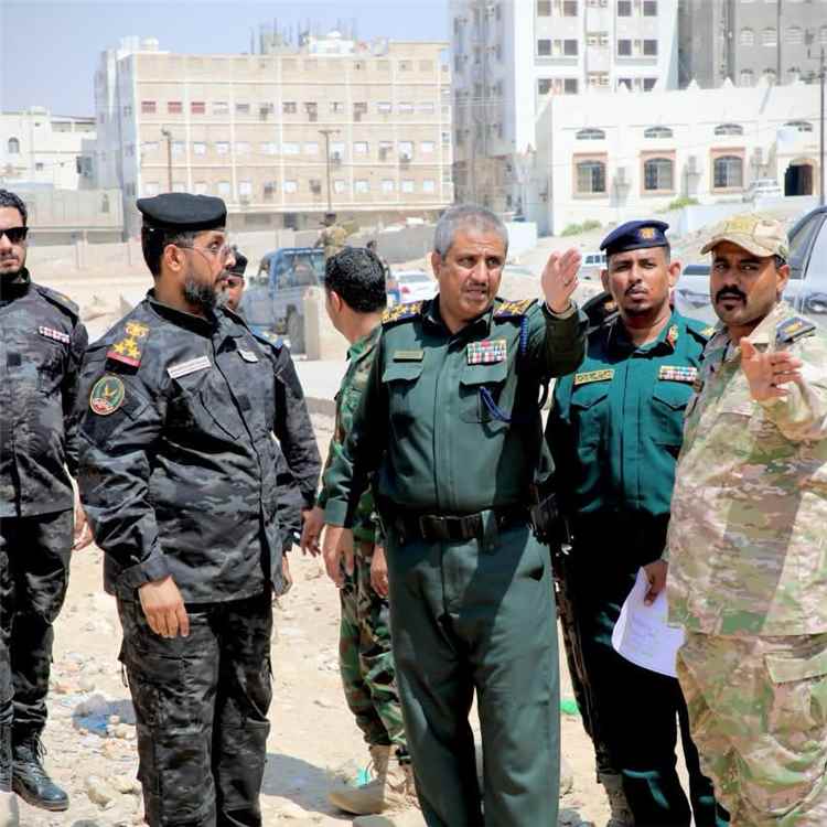 العميد الجابري يتفقد مواقع إنشاء مكاتب ومواقف سيارات لمكافحة المخدرات والبحث الجنائي