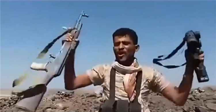عاجل | هجوم واسع للعمالقة ودرع الوطن على مواقع الحوثيين في باب المندب