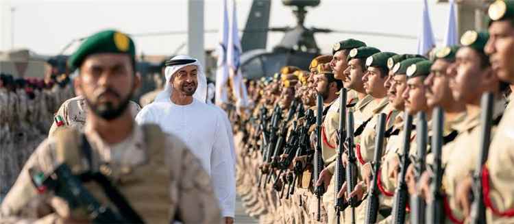 تقرير استقصائي: الإمارات تتبادل سرًا المعلومات الاستخباراتية وتنسق الأهداف مع "مليشيات الحوثي" في اليمن