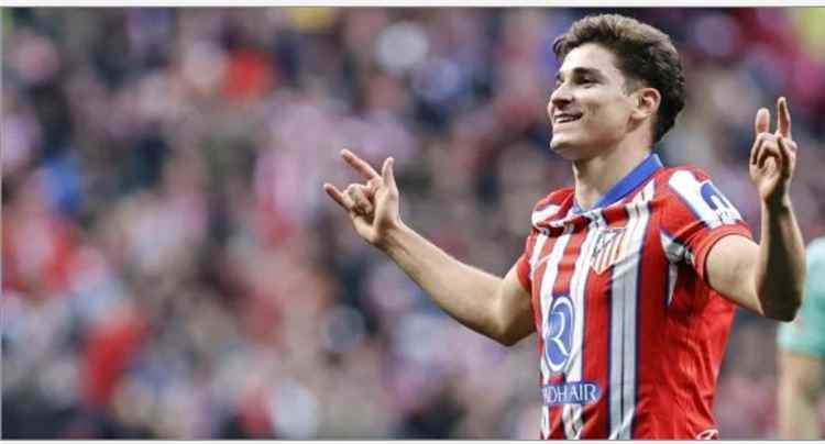 برشلونة يرفض غرامة الاتحاد الإسباني في قضية ألفاريز ويقرر التصعيد