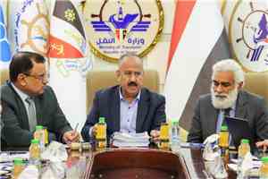 ميناءا قرمة وبروم .. بوابة اليمن