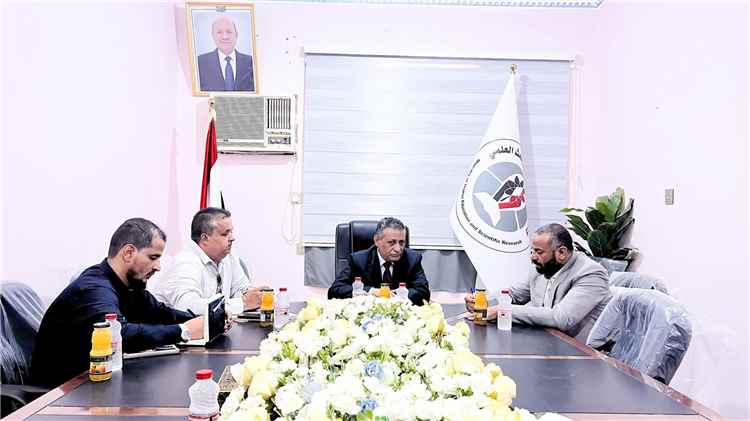وزير التعليم العالي يناقش مع محافظ الضالع خطوات تأسيس الجامعة ويوجّه برفع الدراسات والاحتياجات