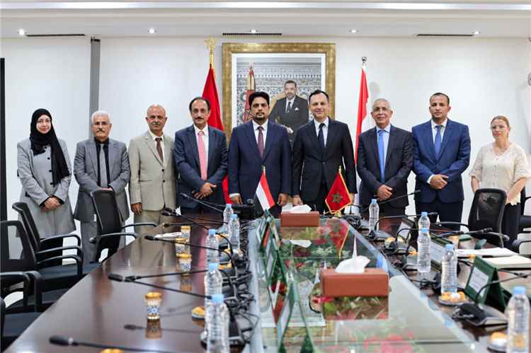 الوزير المهري يبحث مع وزير الإدماج الاقتصادي المغربي تعزيز التعاون في التكوين المهني وتنمية الكفاءة