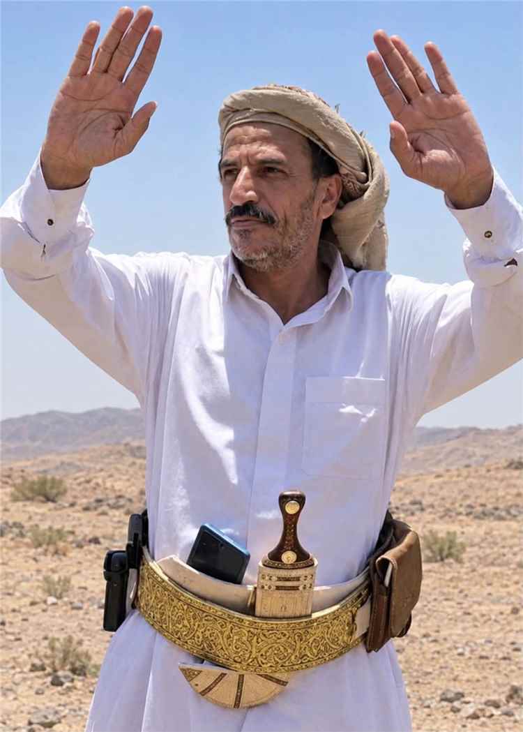 تفاصيل جديدة بشأن مصير الشيخ حمد بن فدغم عقب أحداث "سوق اليتمة" أنباء عن وقوعه في الأسر وسط مطالبات بدليل مصوّر