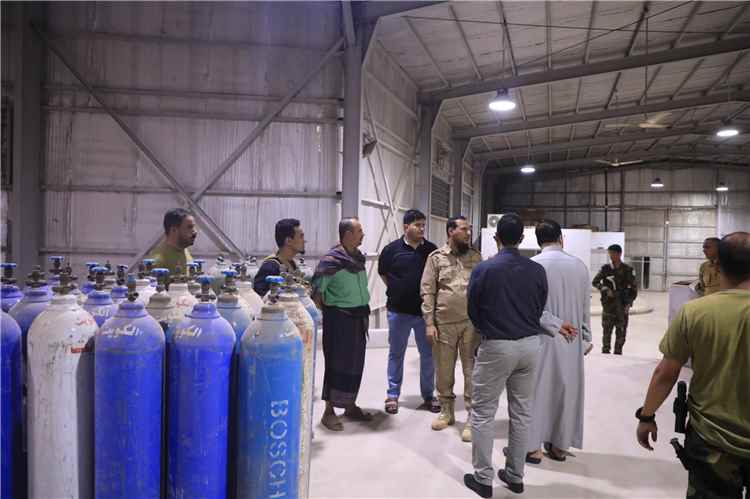 شيخ والكاف يطلّعان على سير العمل في مركز الطوارئ والإسعاف ومصنع الأكسجين بالعاصمة عدن