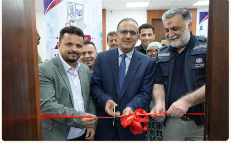 وزير الصحة يفتتح المختبرات المرجعية ويتسلم الدليل الوطني للسلامة الحيوية والأمن البيولوجي