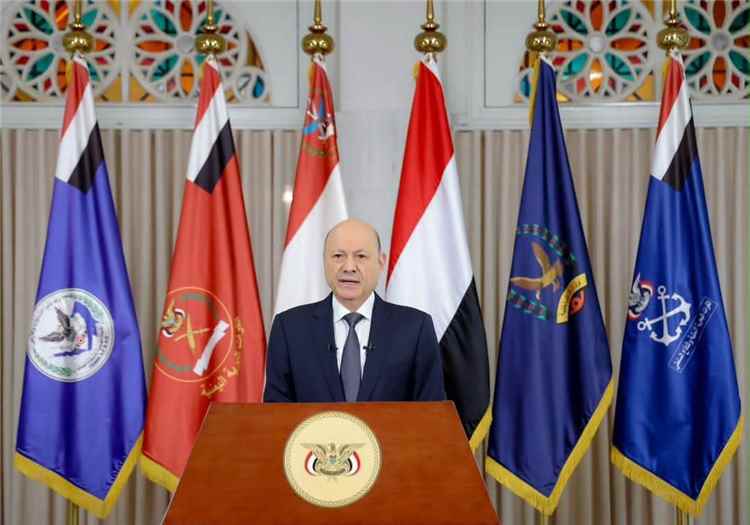 رئيس مجلس القيادة يدعو إلى التعبئة العامة ويفتح باب العودة الآمنة للمغرر بهم
