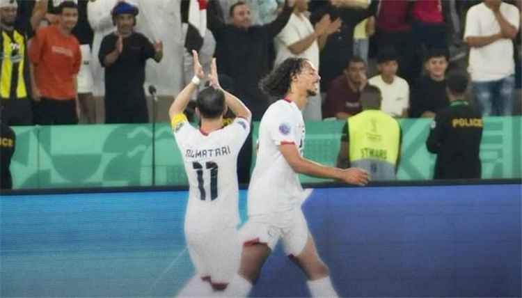 اليمن يحقق أكبر فوز في تاريخه بكأس الخليج العربي ضد البحرين